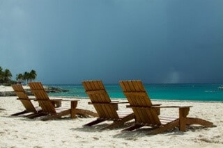 beach-chairs-494558_960_720.jpg